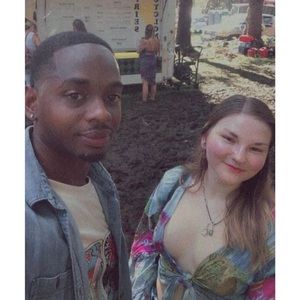 Meet your Posher, Chloe